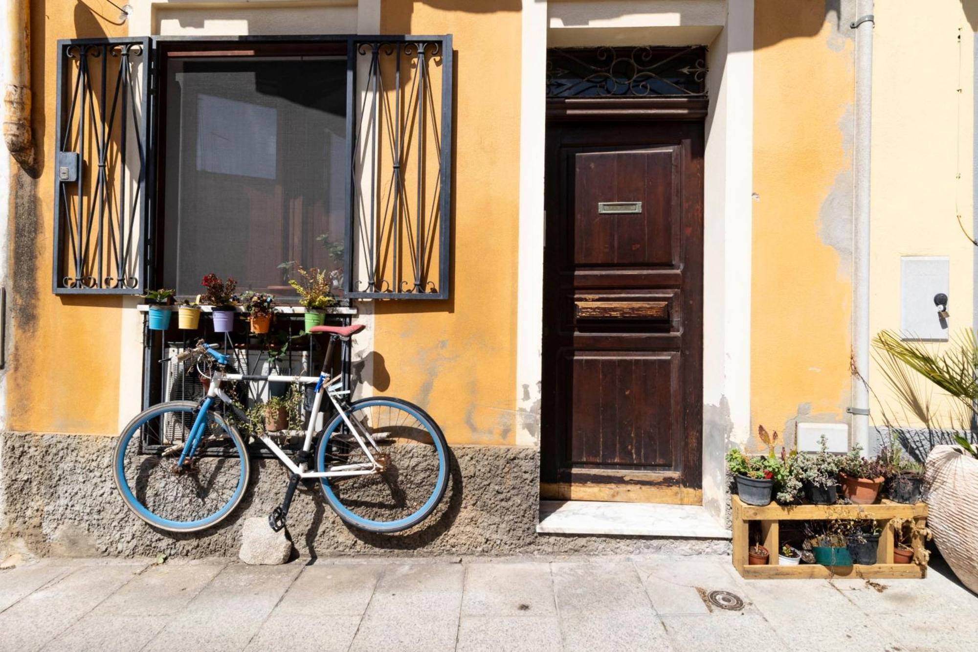 Laribiancos Cagliari Centro Storico Apartment ภายนอก รูปภาพ