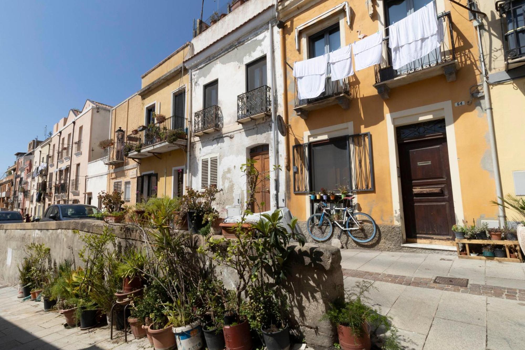 Laribiancos Cagliari Centro Storico Apartment ภายนอก รูปภาพ